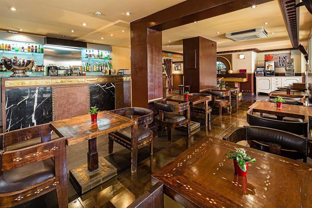 Hotel Beausejour 戛纳 外观 照片