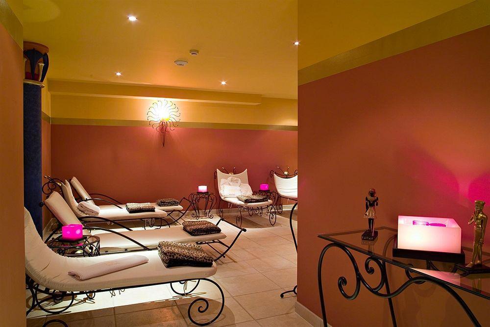 Hotel Beausejour 戛纳 外观 照片